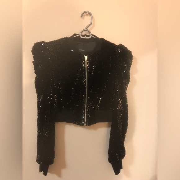 Beautiful Sequin Jacket for for Parties Business or Casual Wear Like New - Picture 5 of 6
